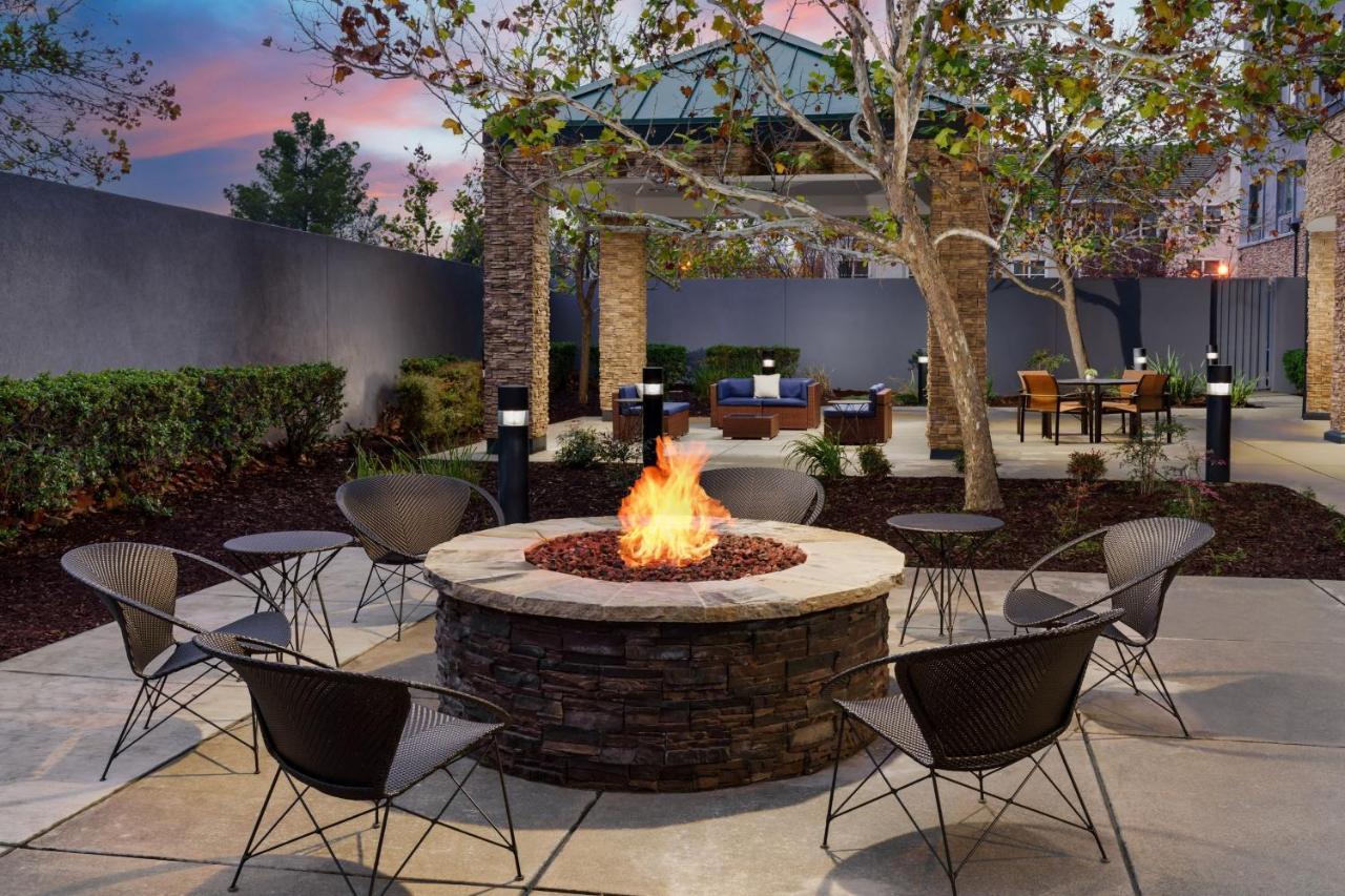 Courtyard By Marriott Sacramento Folsom Hotel Luaran gambar